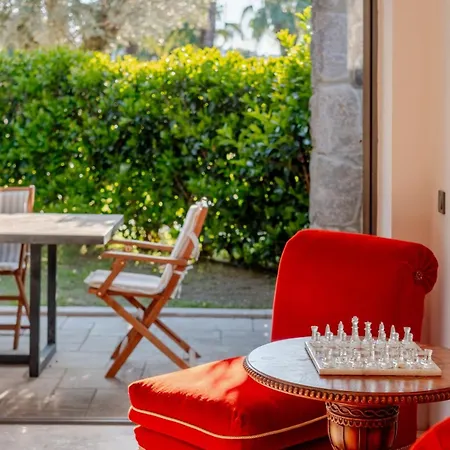 Luxury 4br Yalikavak With Private Pool Garden Bodrum