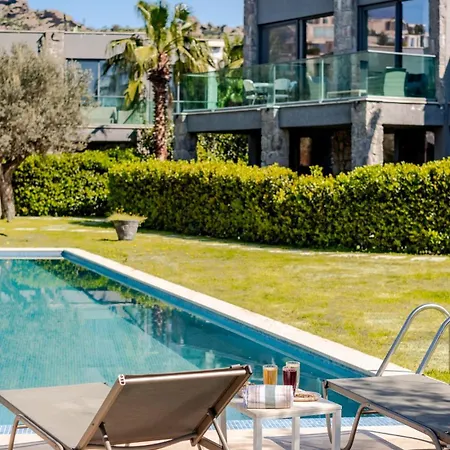 Luxury 4br Yalikavak With Private Pool Garden * ボドルム