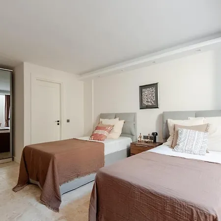 Luxury 4br Yalikavak With Private Pool Garden * Bodrum